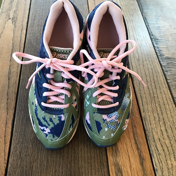 camouflage asics shoes